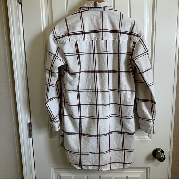 Universal thread women’s flannel shirt small cream brown‎ - Picture 6 of 8